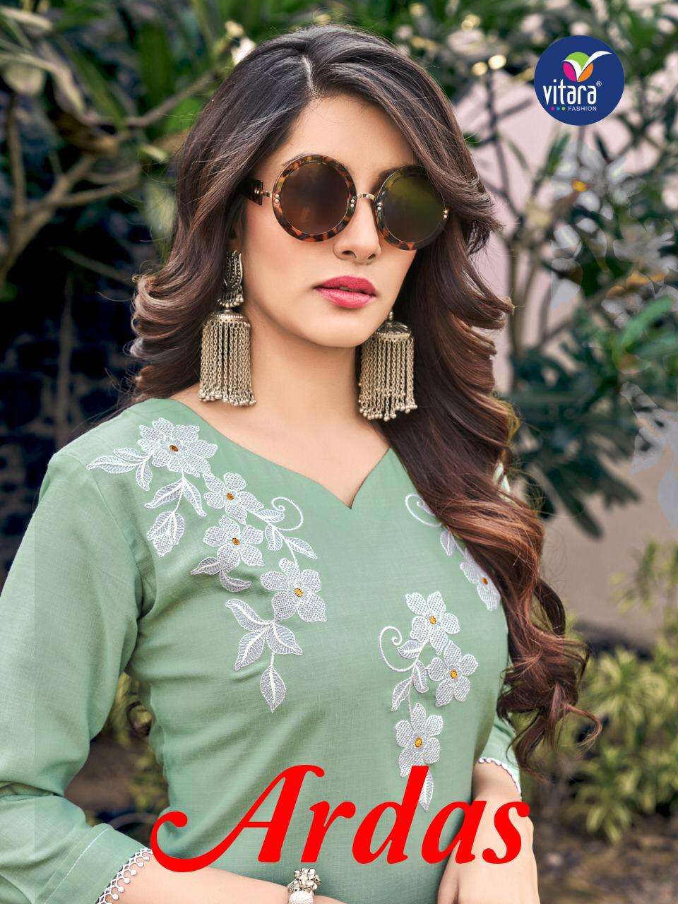 Vitara Ardas Magic Slub Embroidery Kurti With Pant