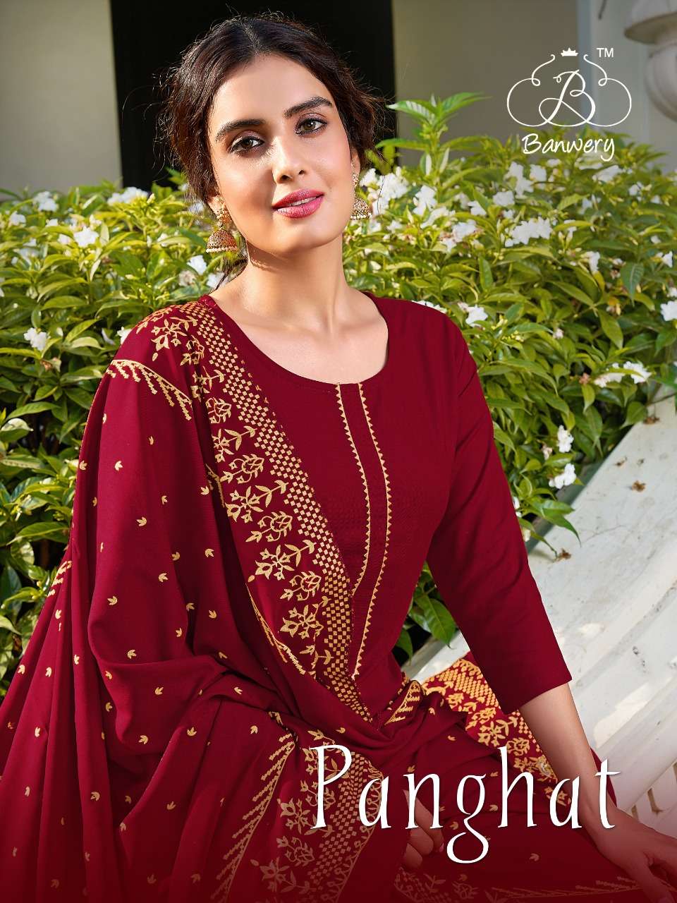 Panghat Rayon Kurti Pant With Dupatta By Banwery