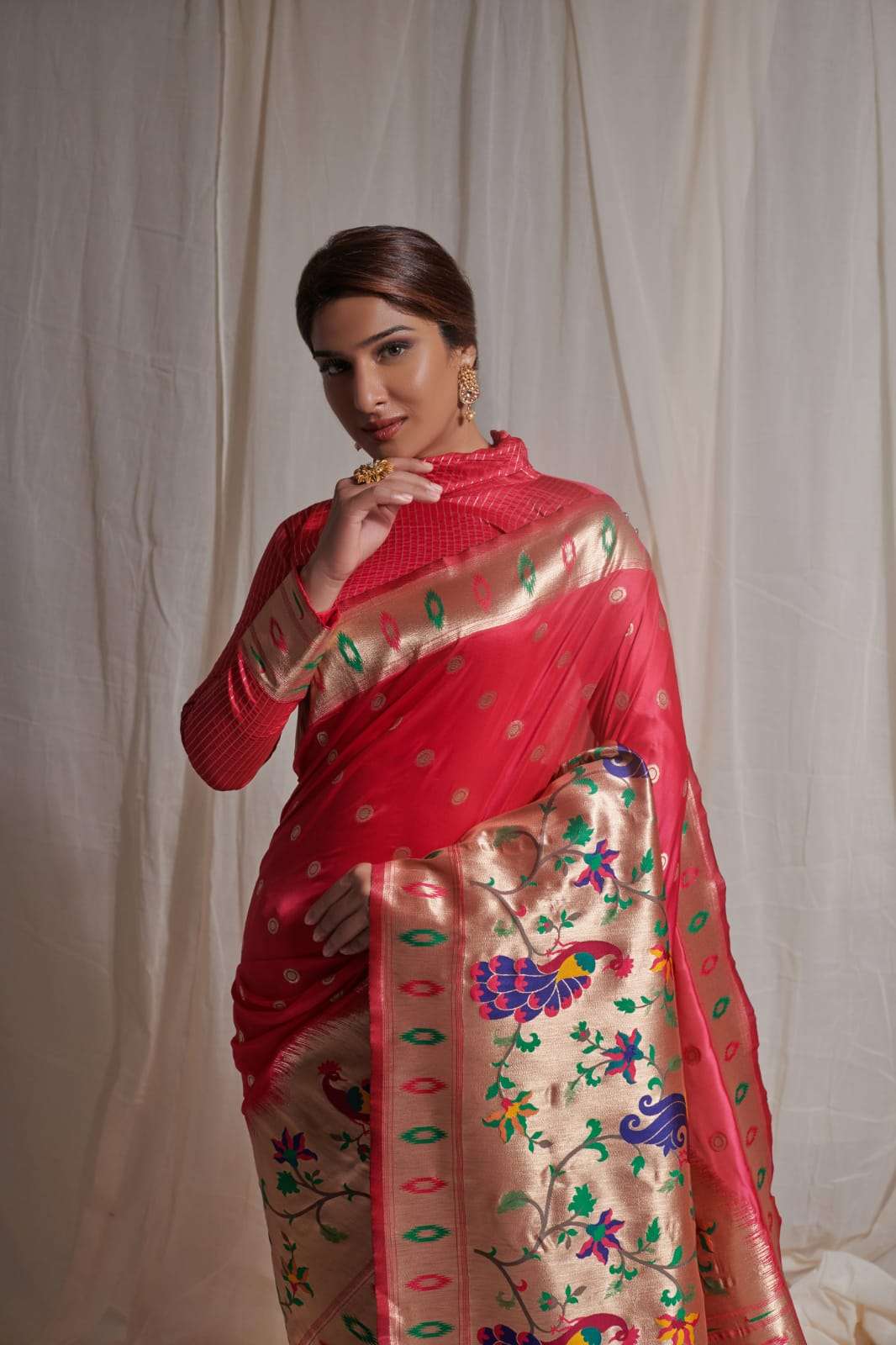 rajyog alesa pure silk paithani with half half concept