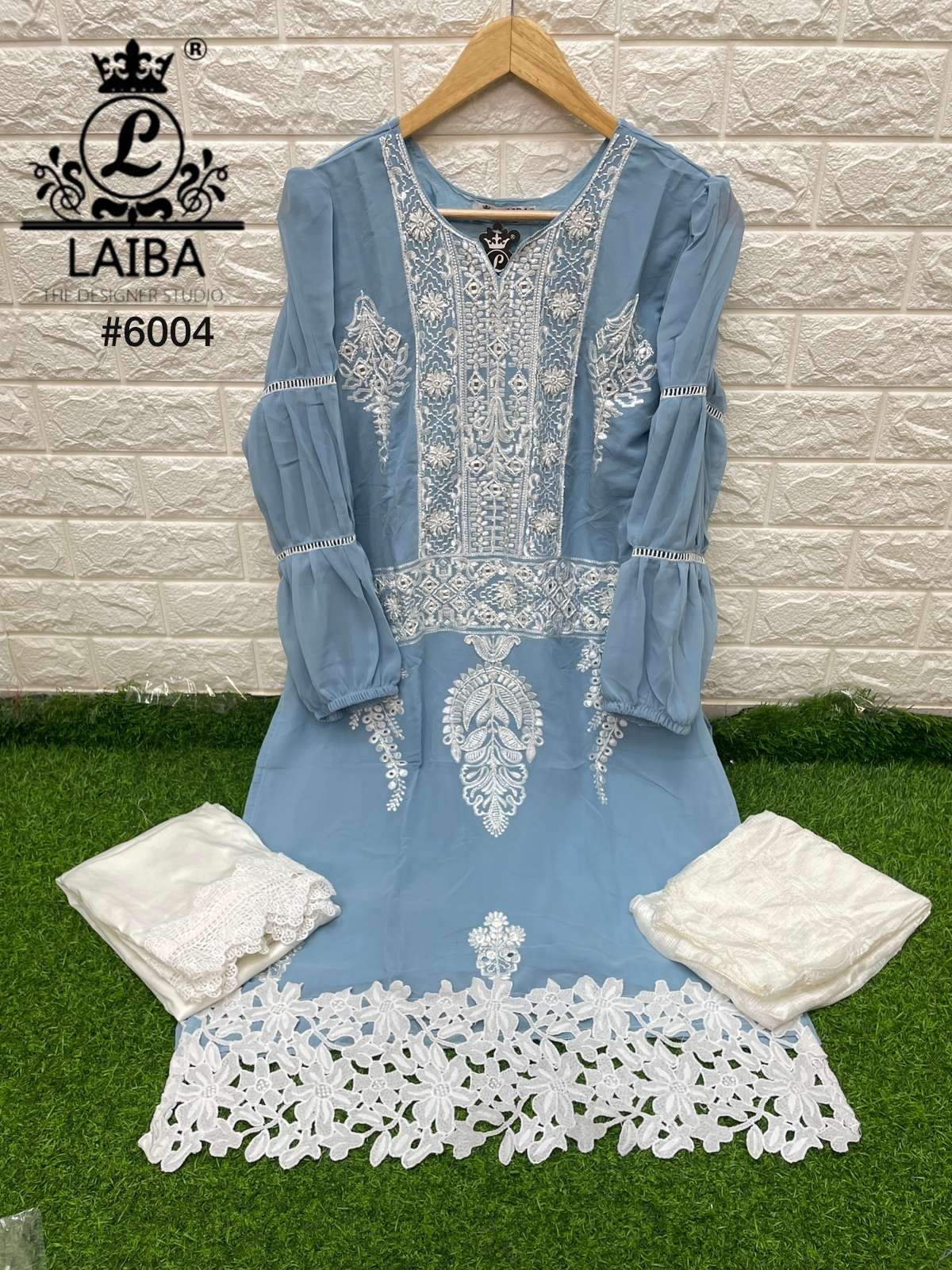 laiba d no 6004 pure georgette pakistani readymade suit exporters