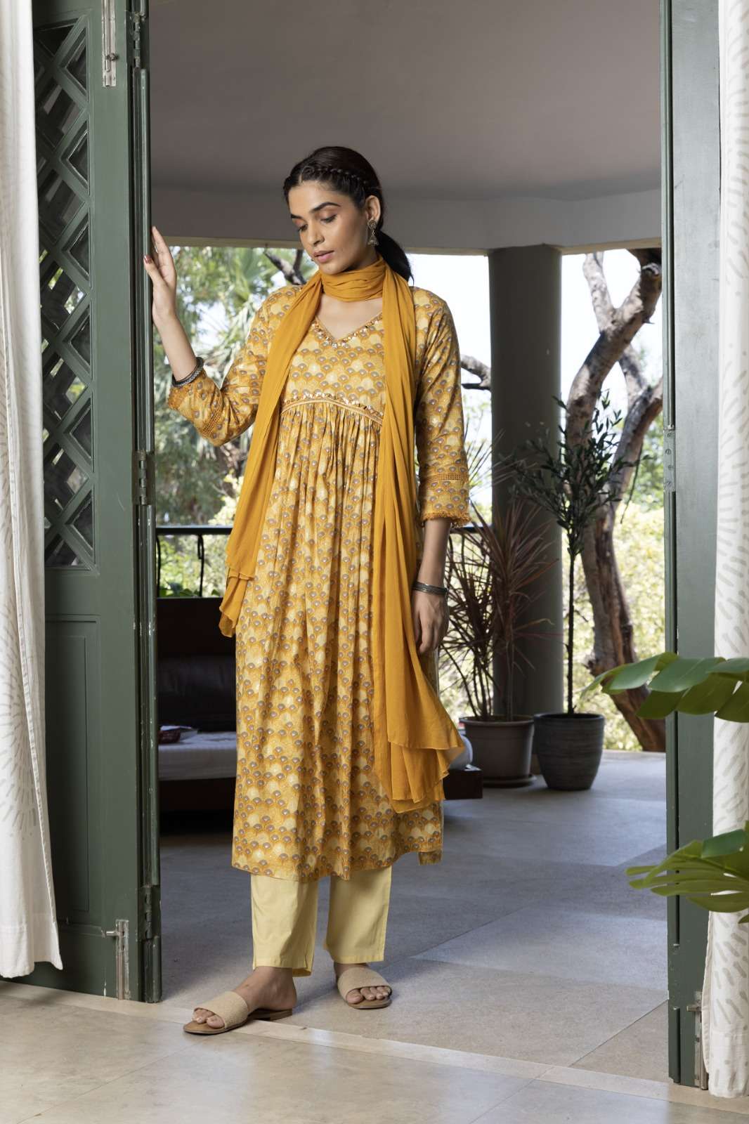 psyna 2170 colours amazing fancy kurti with pant and dupatta 